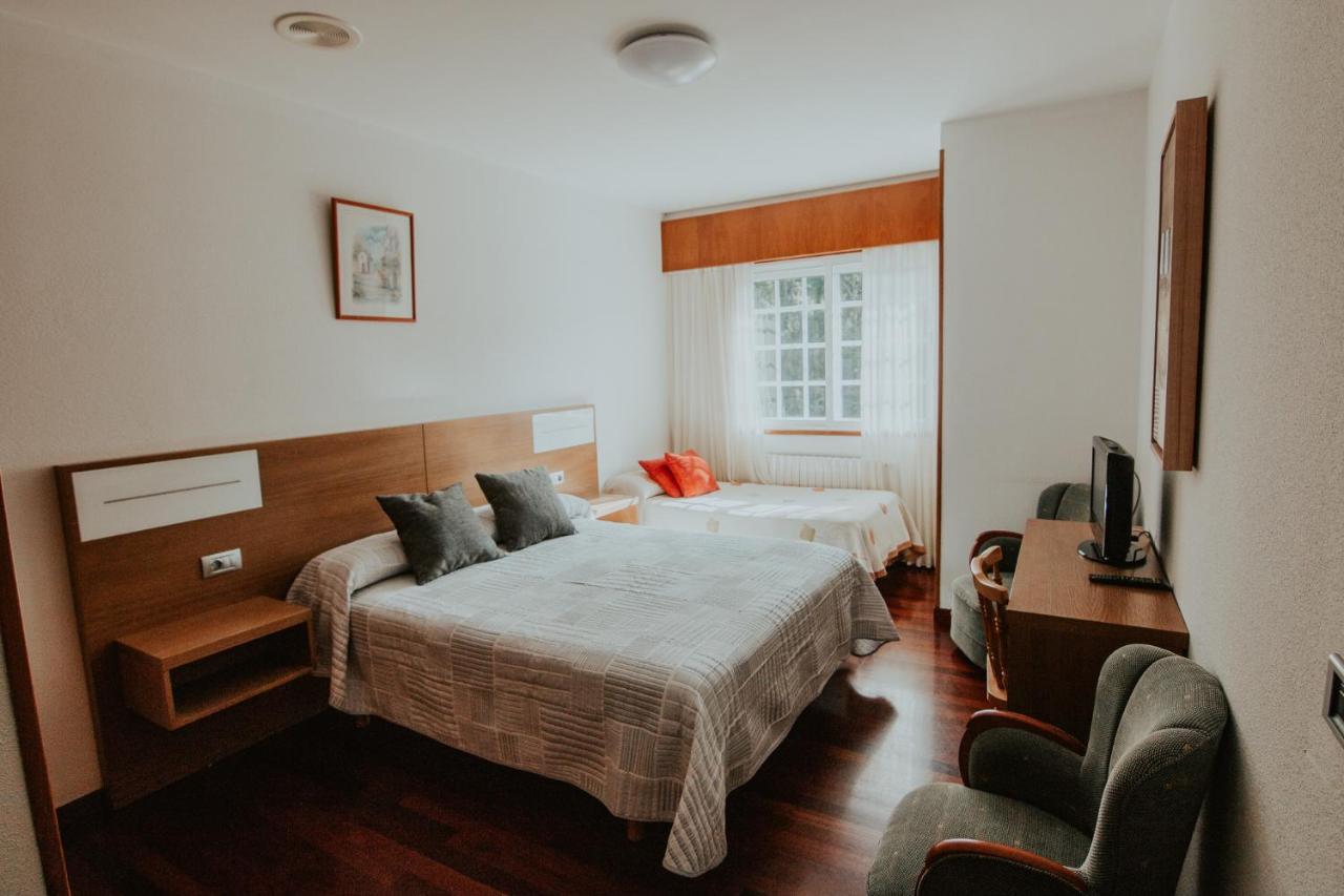 Hotel A Veiga Samos Kültér fotó